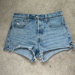 LEVIS 501 JEAN SHORTS